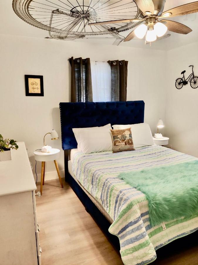 Venice Beach Within 5 Min Drive, Near The Tennis Courts And Park, Sleeps 5 Nokomis Buitenkant foto