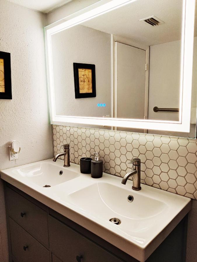 Venice Beach Within 5 Min Drive, Near The Tennis Courts And Park, Sleeps 5 Nokomis Buitenkant foto